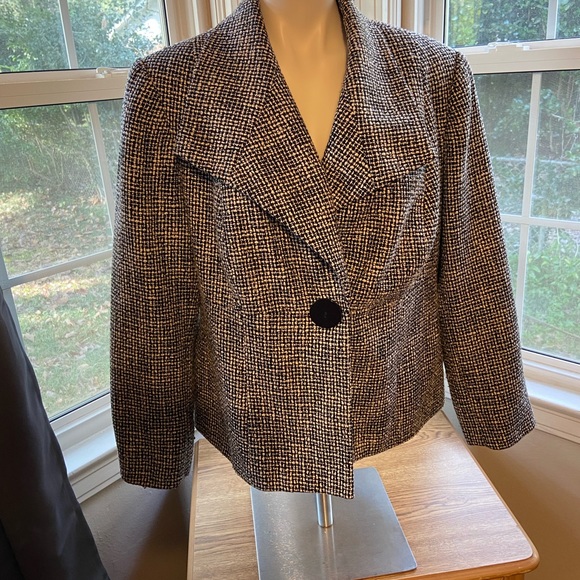 isabella Jackets & Blazers - Isabella woman 18W black and white jacket